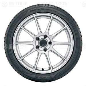 Yokohama BluEarth Winter V906 205/55 R16 94V